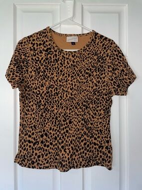 Universal Thread Leopard Print Short Sleeve Tee - Camel/Black
